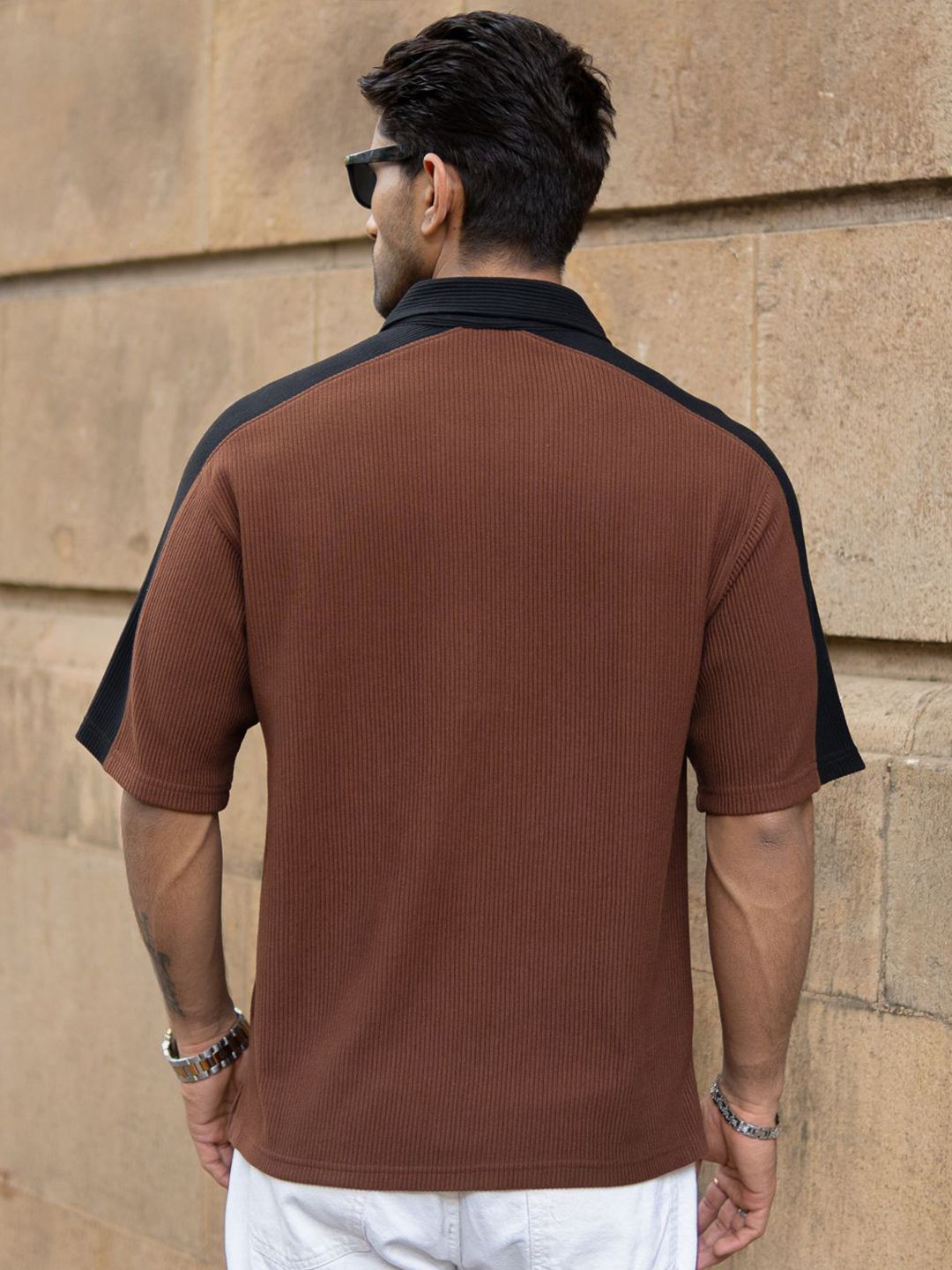 Powerlook Colourblock  Polo Collar Drop-Shoulder Sleeves Oversized T-shirt