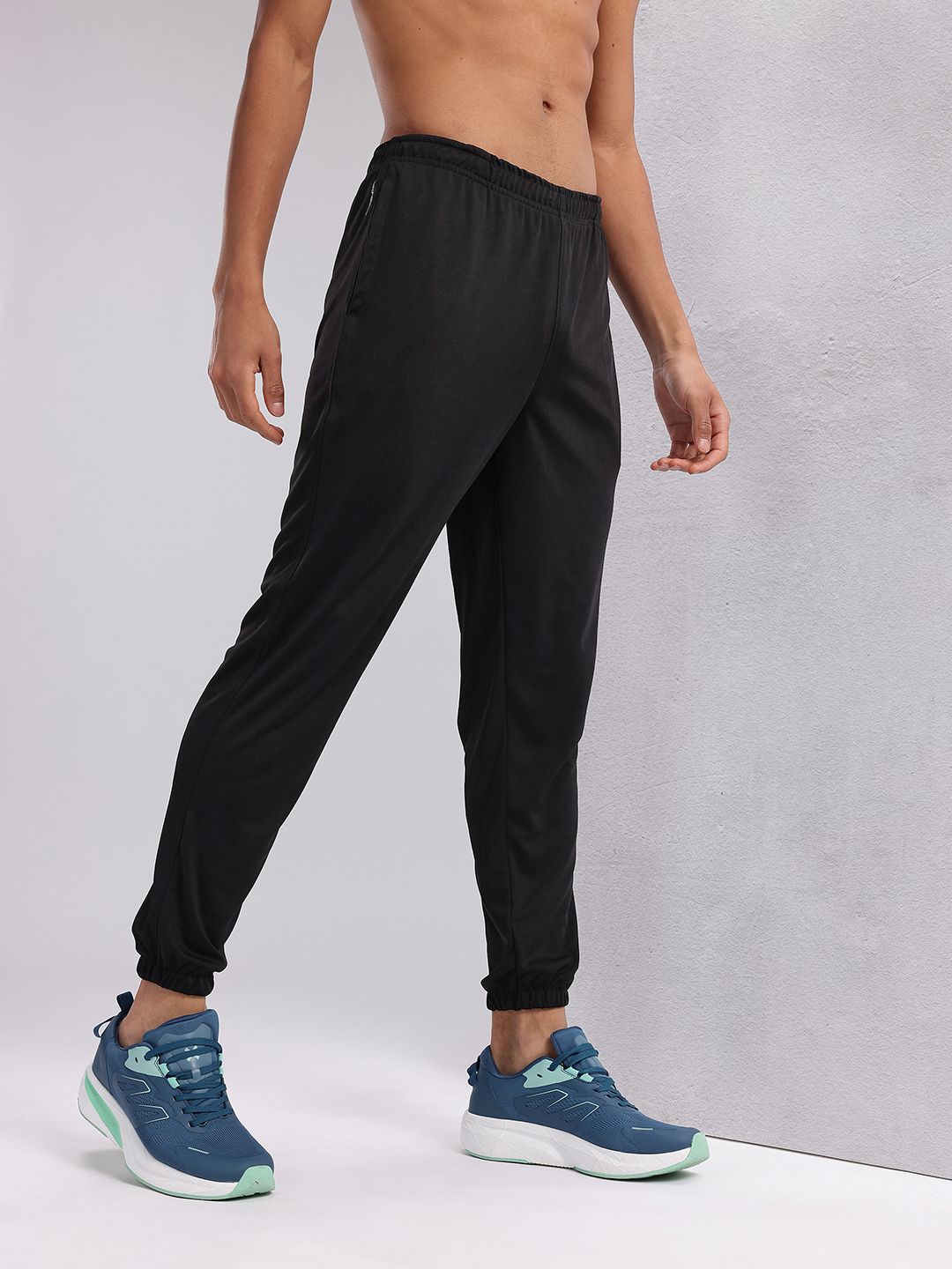 HRX by Hrithik Roshan Men Rapid-Dry Training Joggers