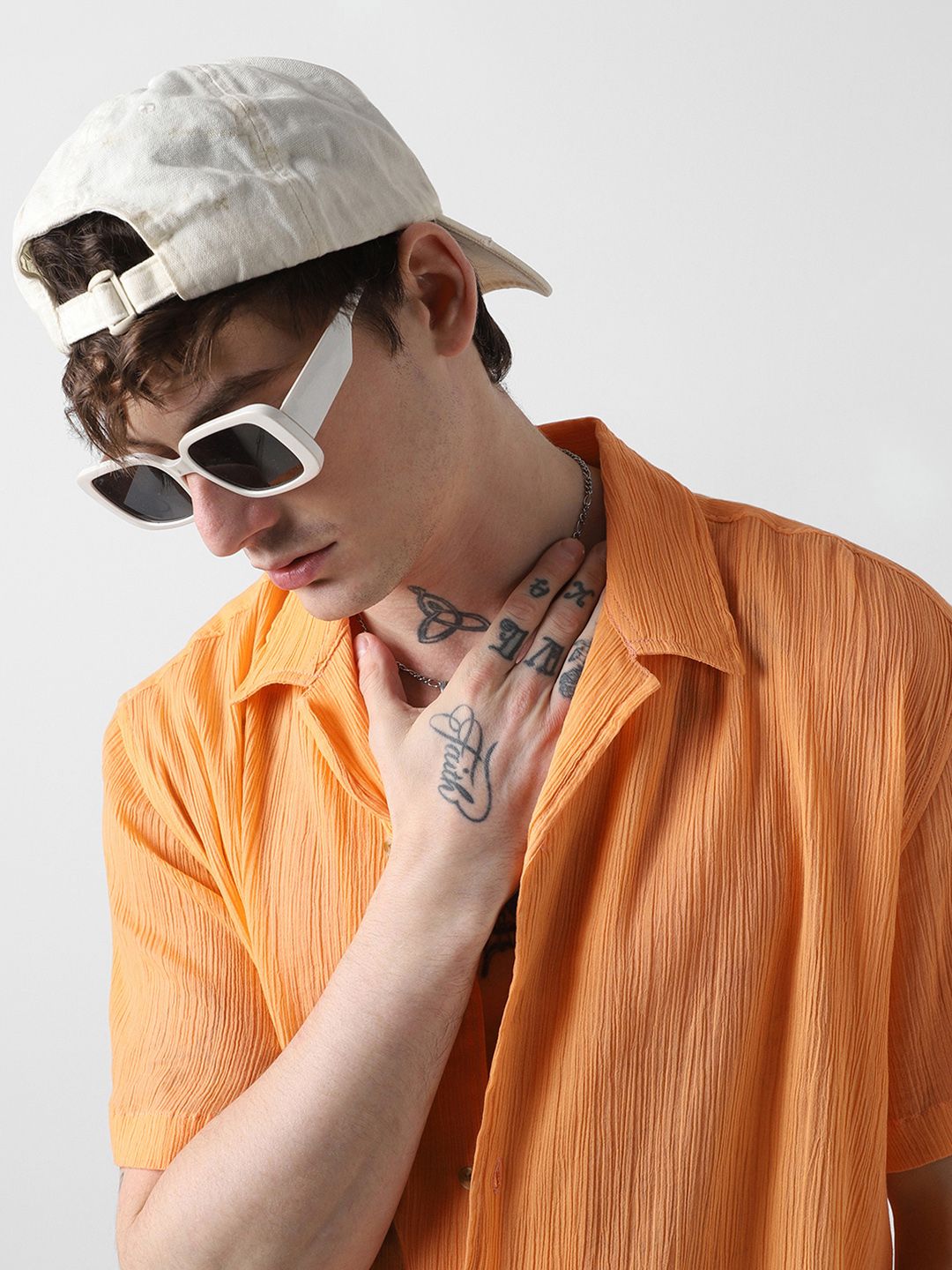 VASTRADO Men Classic Opaque Pure Cotton Casual Shirt