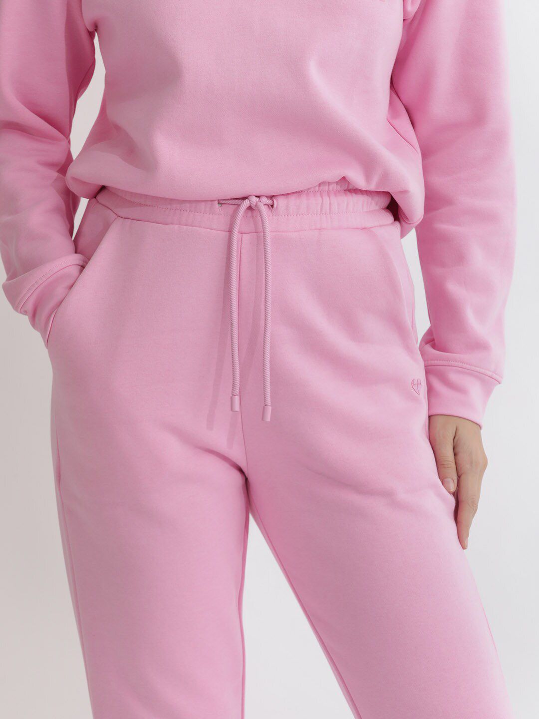 RAREISM Women Slim-Fit Mid-Rise Cotton Joggers