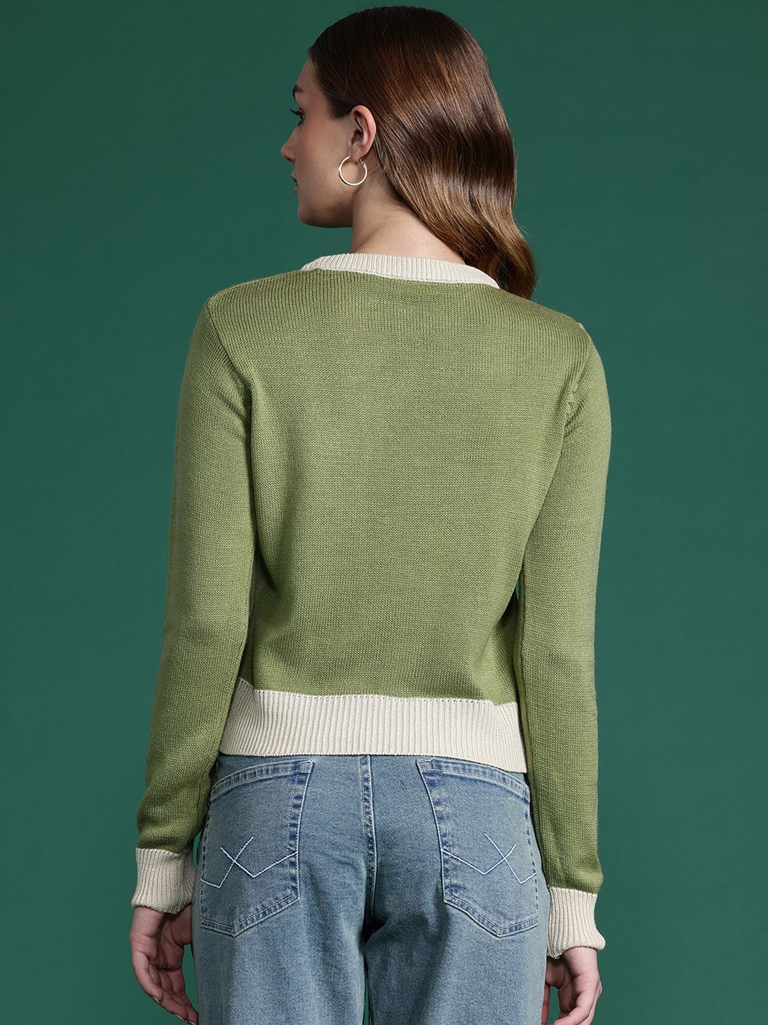 DressBerry Acrylic Applique Detail Pullover