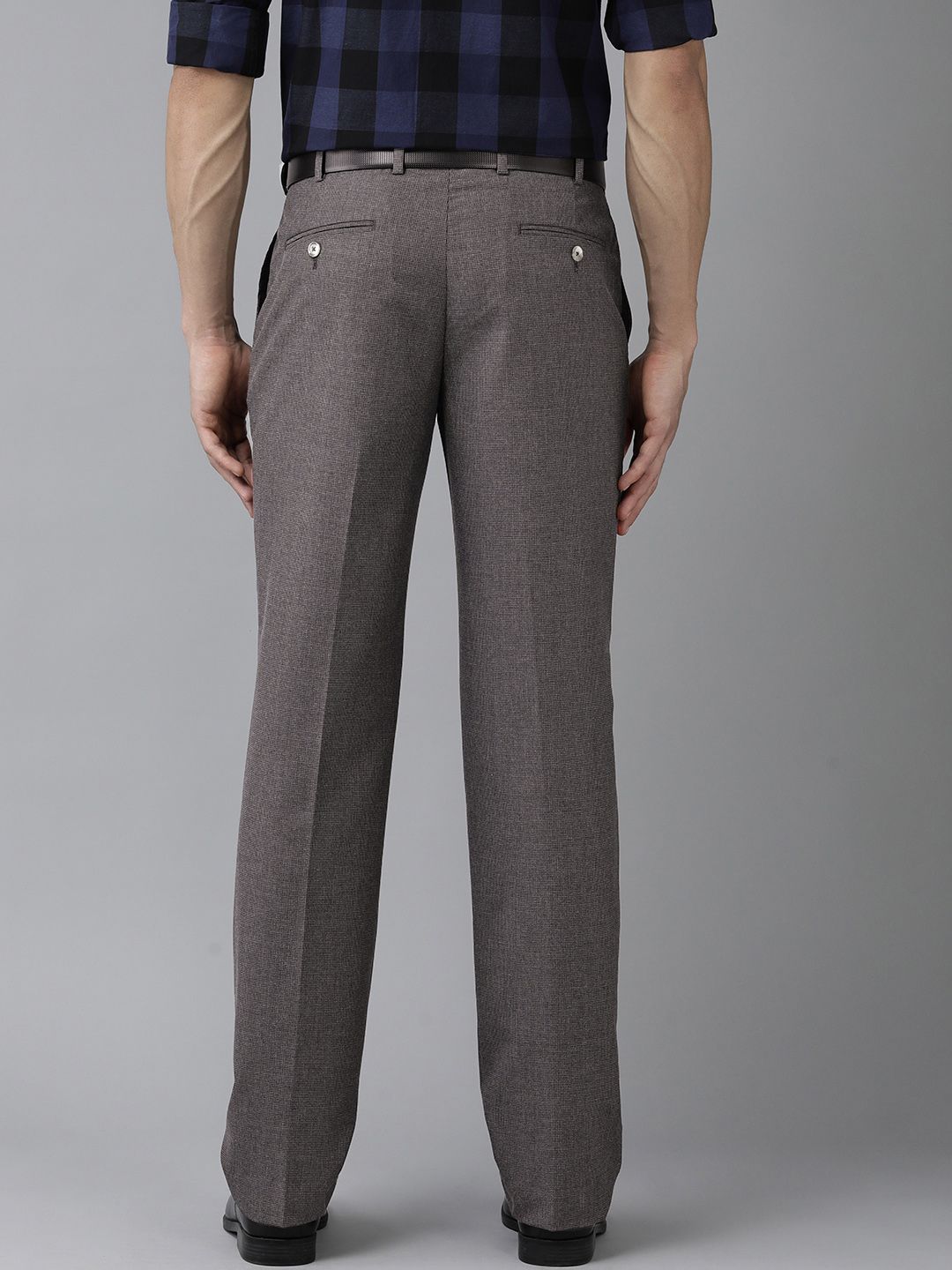 Park Avenue Men Mid-Rise Textured Smart Trousers