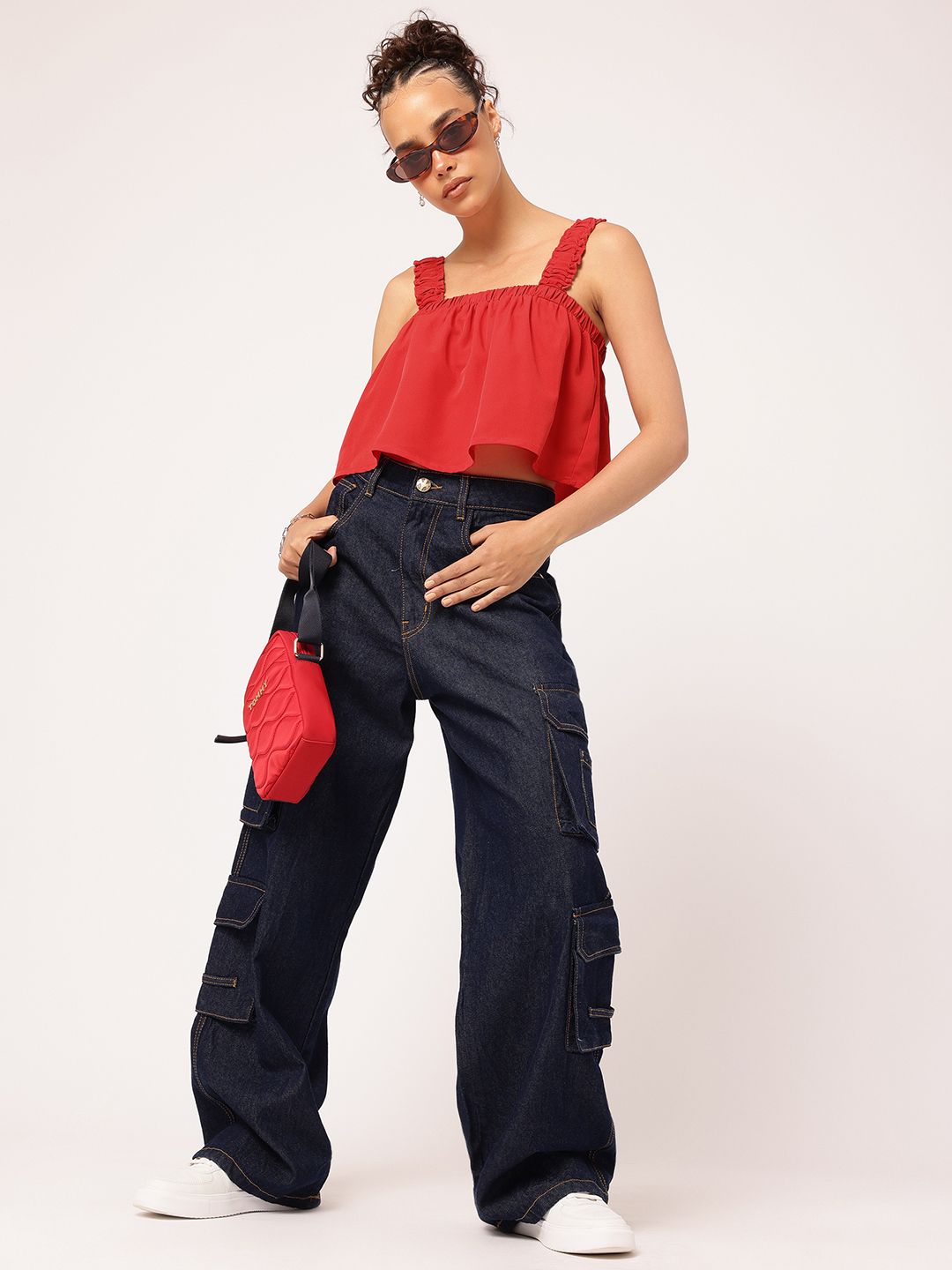 DressBerry Scarlet Flare Ruched Strap Crop Top