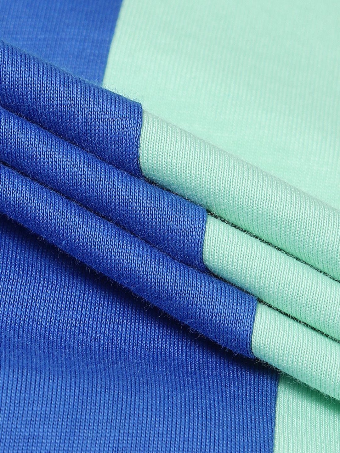 Bewakoof Men Colourblocked T-shirt