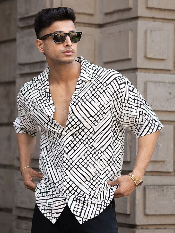 Powerlook Men Tartan Checks Opaque Printed Casual Shirt
