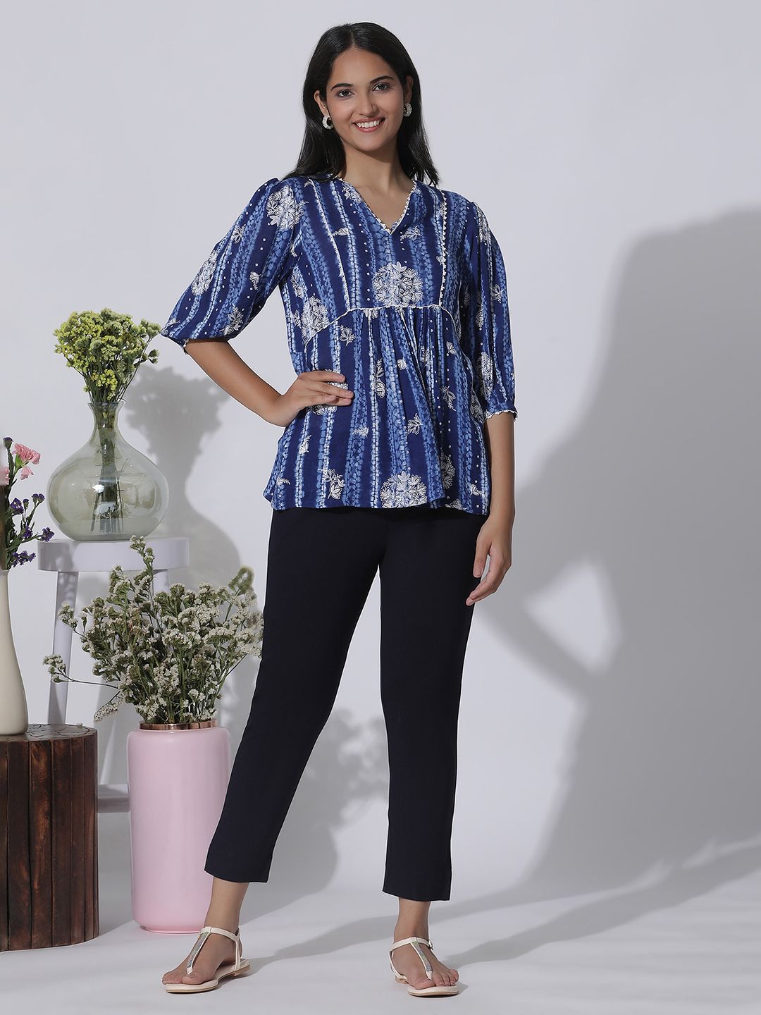 W Print Puff Sleeve Empire Top