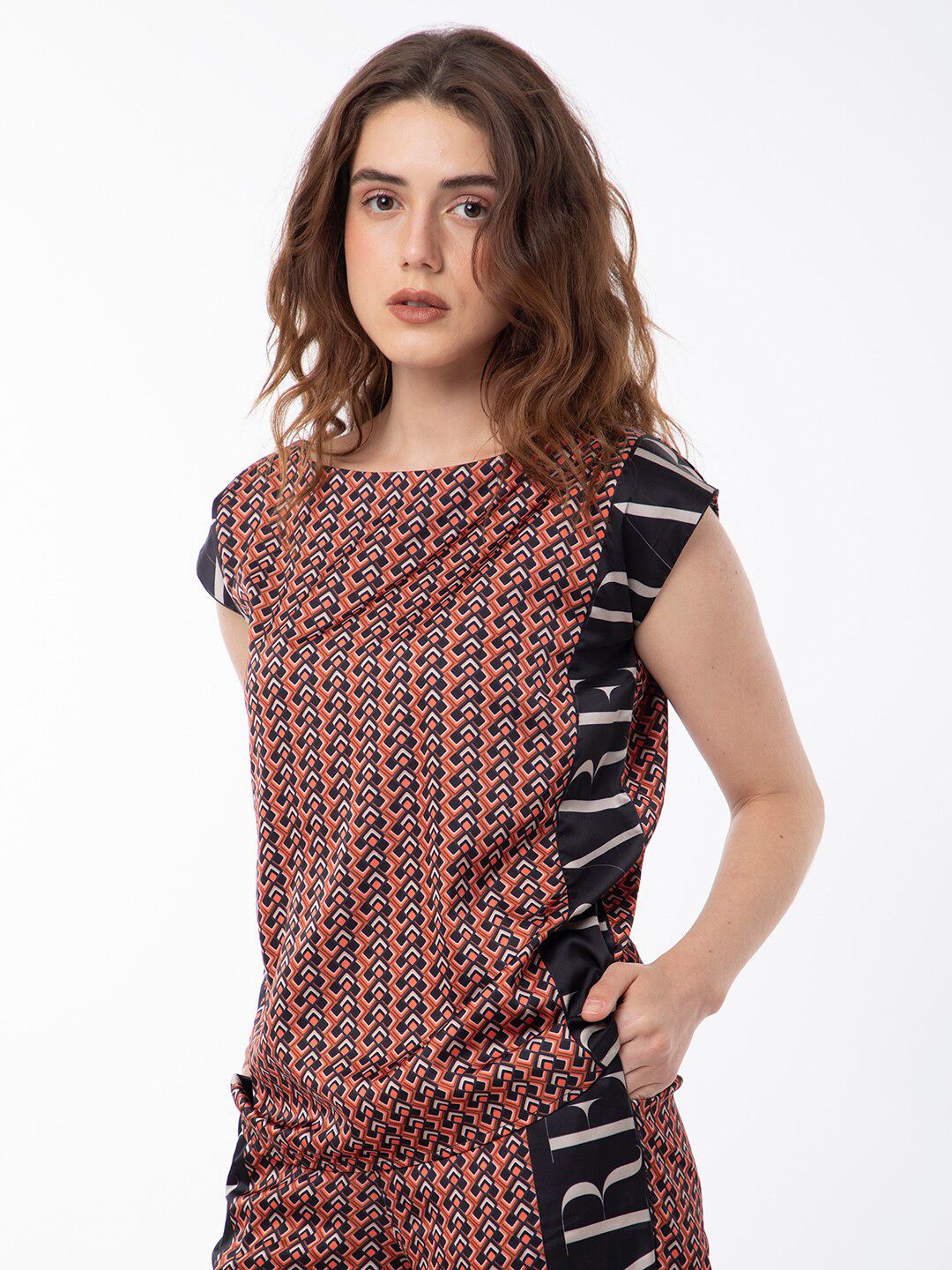 RAREISM Abstract Printed Extended Sleeves Top