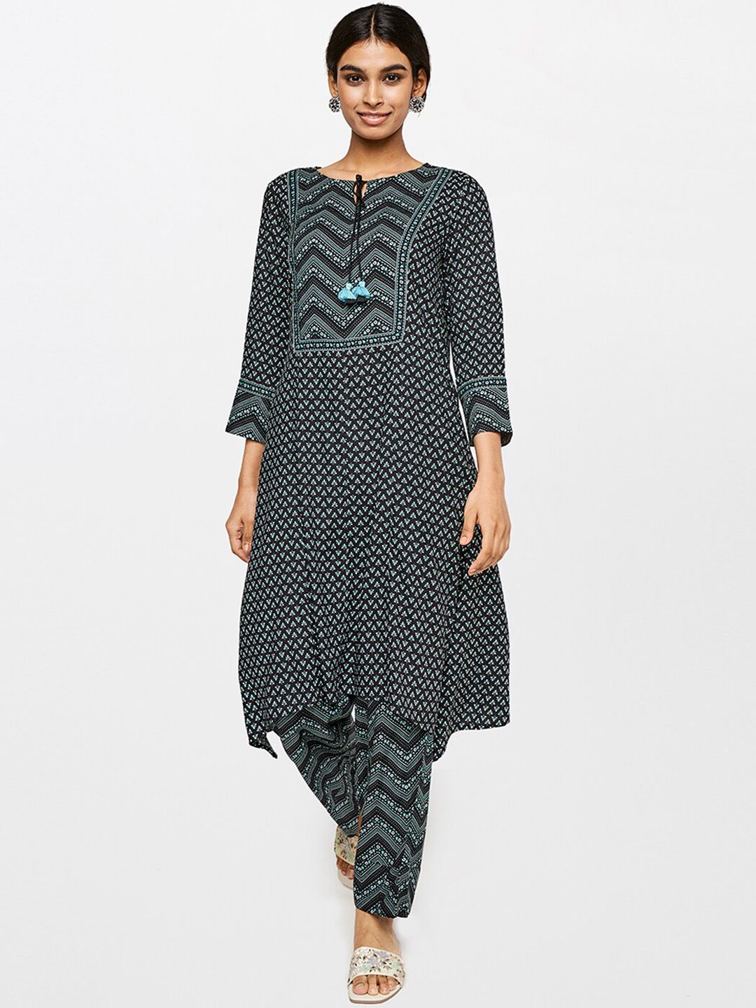 Global Desi Women Printed Loose Fit Trousers