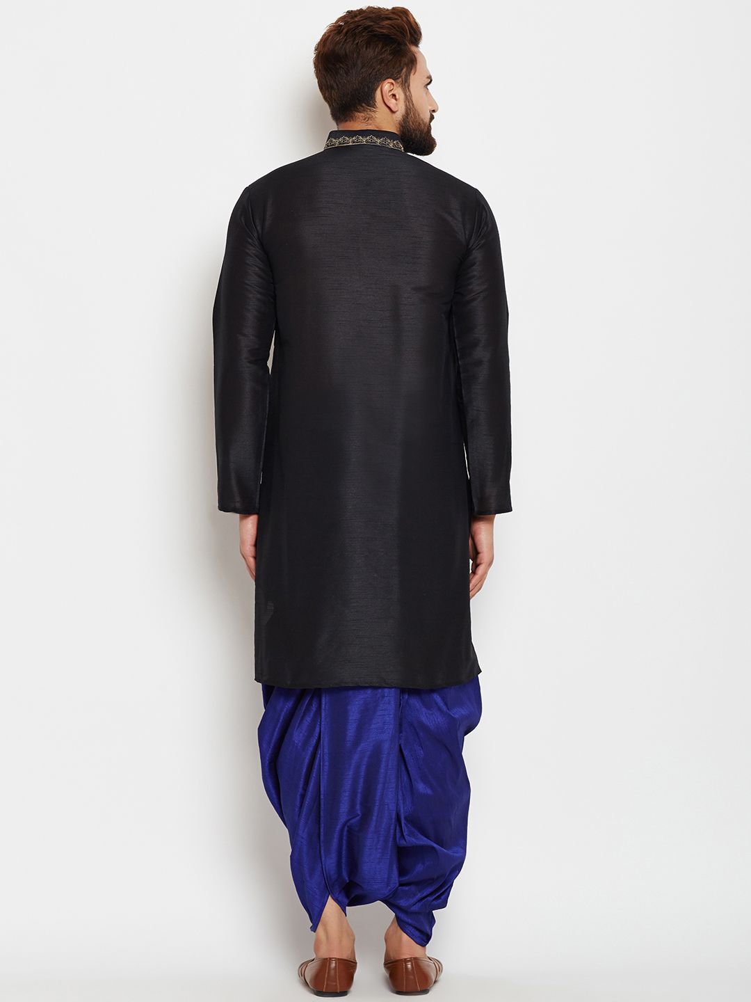 SOJANYA Men Black Woven Design A-Line Kurta