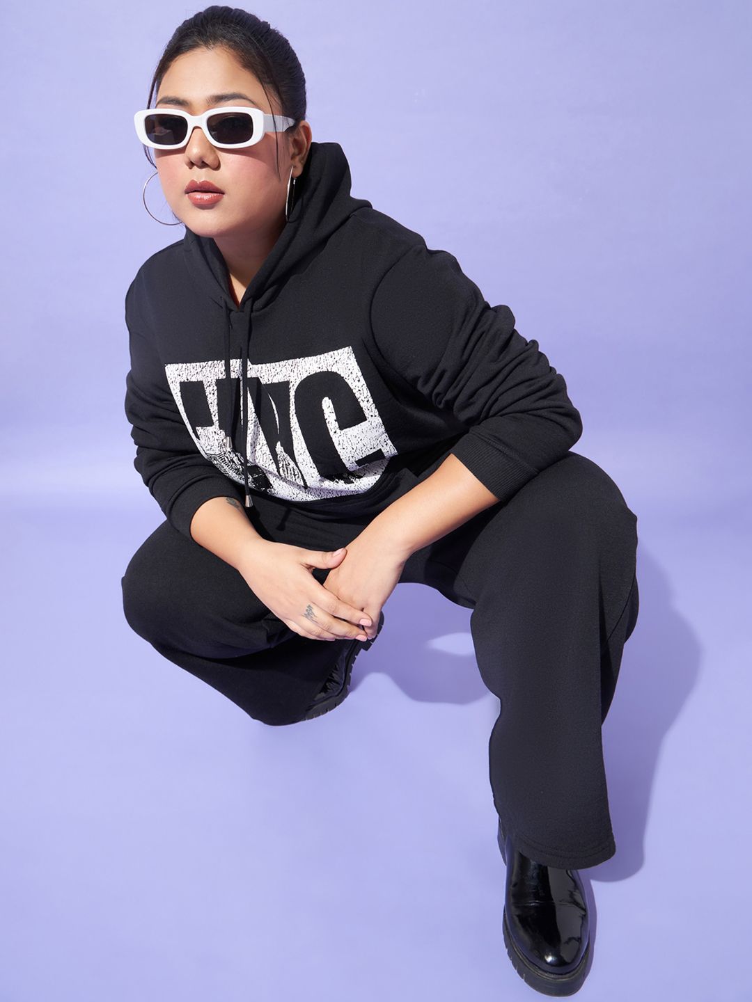 SASSAFRAS Curve Plus Size Hooded Neck Typography Printed Sweatshirt With Joggers Co-Ords