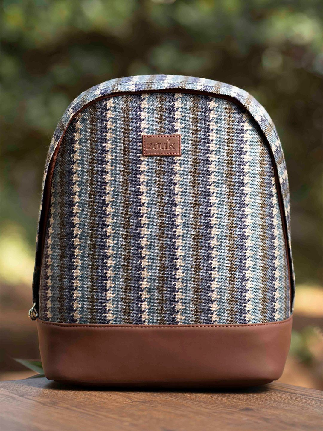 ZOUK Geometric Printed Backpack