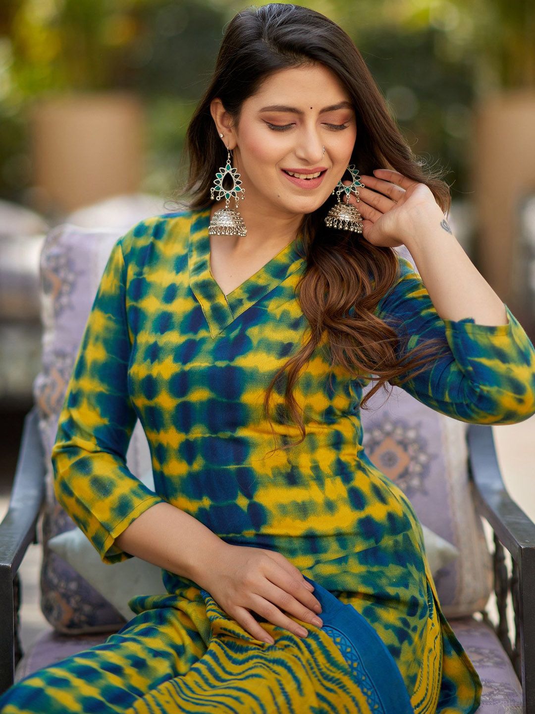 KALINI Women Printed Regular Thread Work Kurta with Trousers & With Dupatta