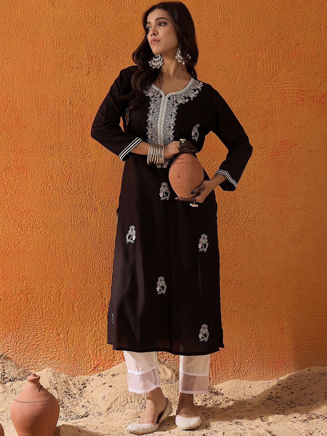 Indo Era Ethnic Motifs Embroidered Straight Kurta