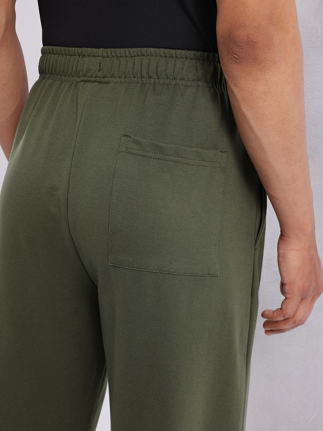 HRX by Hrithik Roshan Men Side Contrast Detail Yoga Track Pants