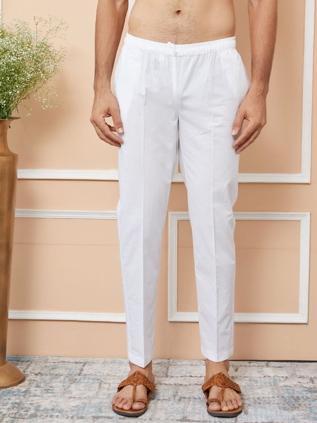 See Designs Floral Embroidered Regular Sequinned Pure Cotton Kurta with Pyjamas