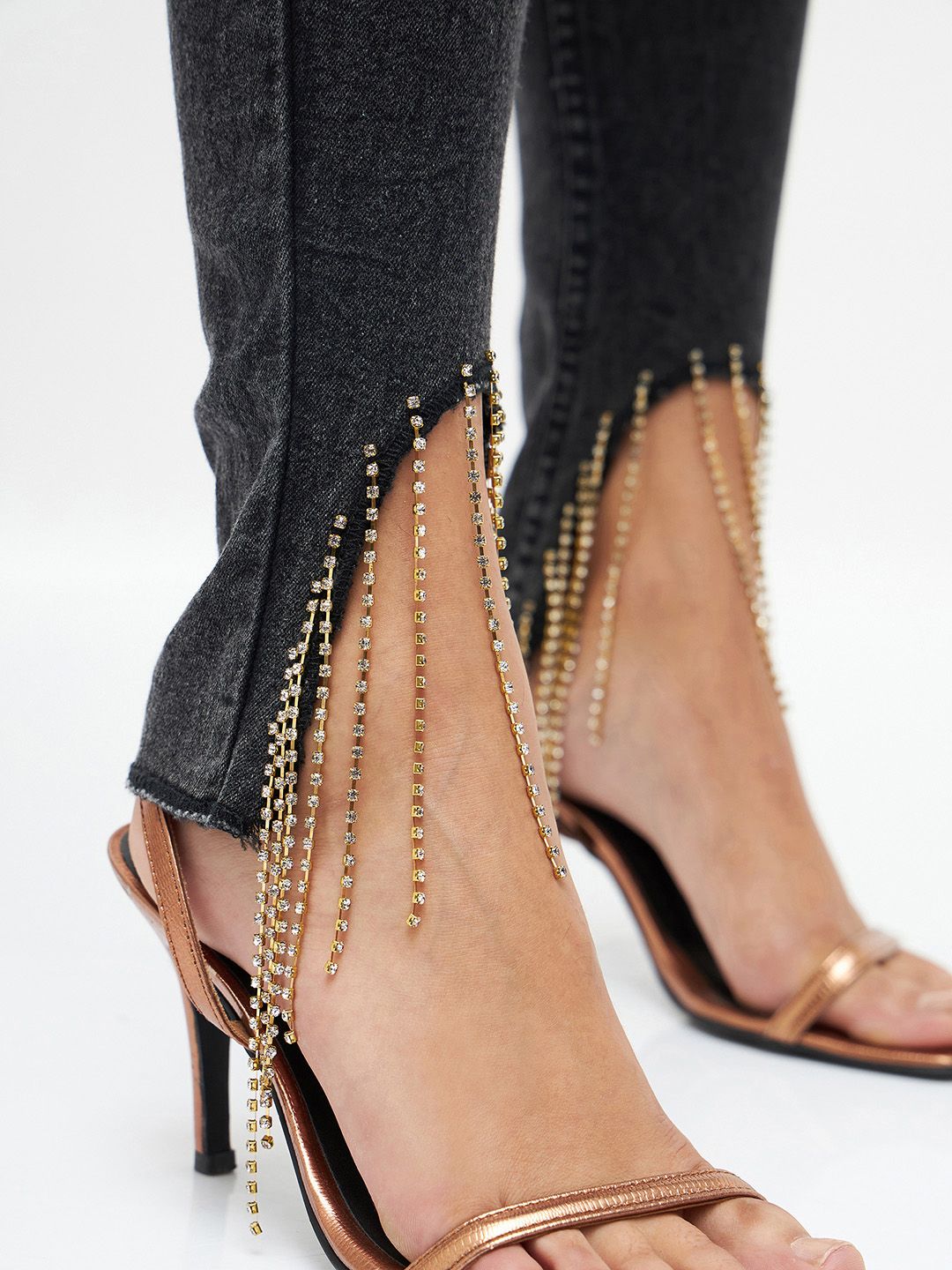 SASSAFRAS Women Black Slim Fit High-Rise Clean Look Embellished Stretchable Jeans