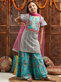 pspeaches Girls Floral Printed Regular Kurta with Sharara & With Dupatta