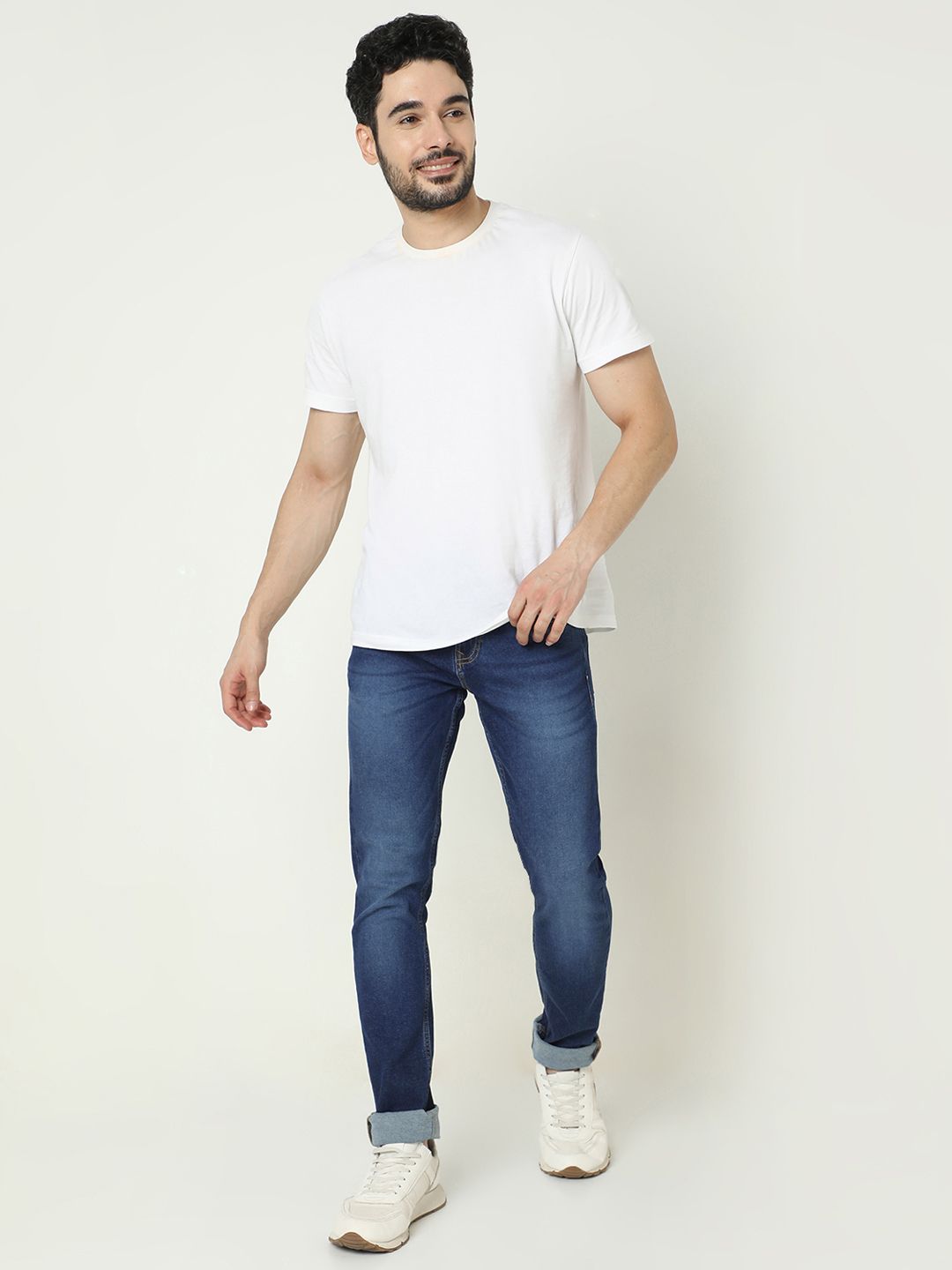 SPYKAR Men Slim Fit Low-Rise Light Fade Stretchable Jeans