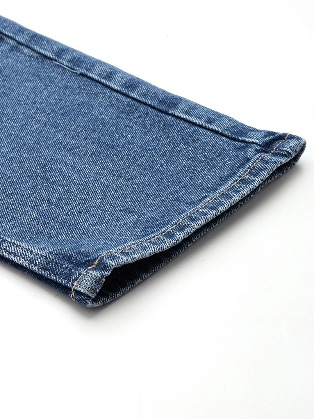 SPYKAR Men Slim Fit Low-Rise Heavy Fade Stretchable Jeans