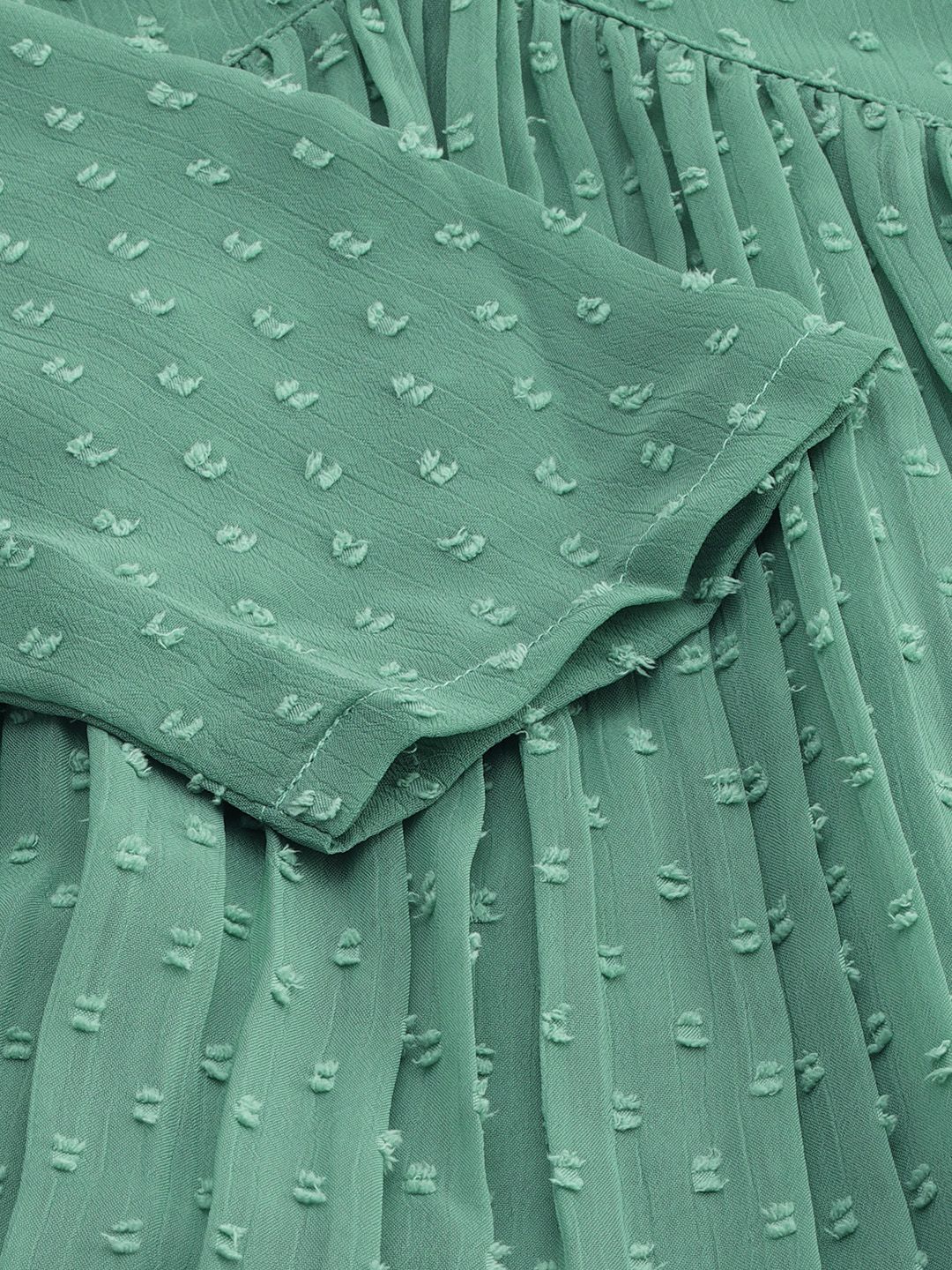 Janasya Women's Green Chiffon Self Design Flared Kurta