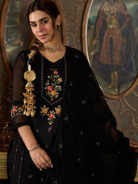 Indo Era Floral Embroidered Sequinned Panelled Organza Kurta With Trousers & Dupatta