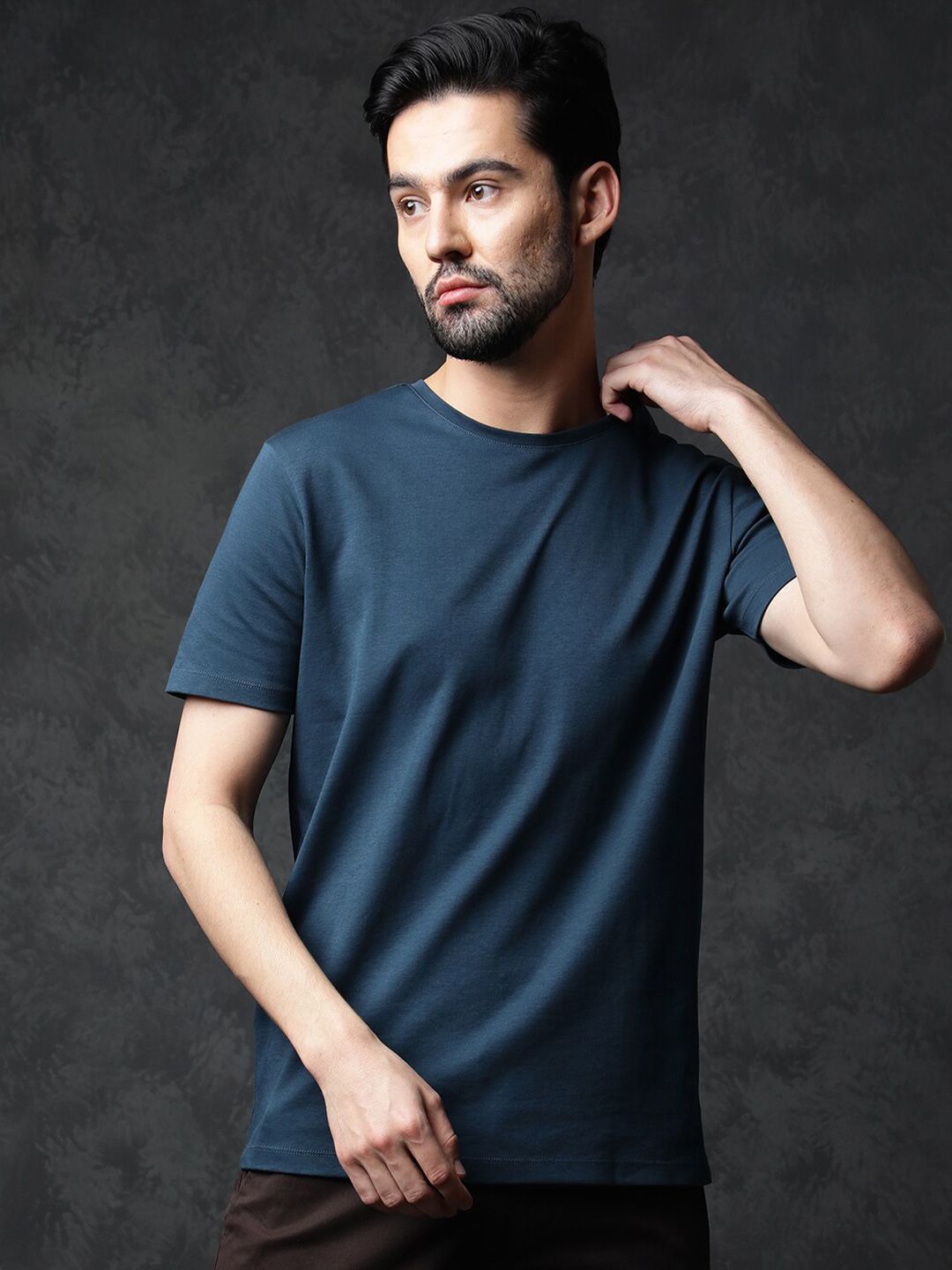 RARE RABBIT Men Gis Slim Fit Cotton T-Shirt