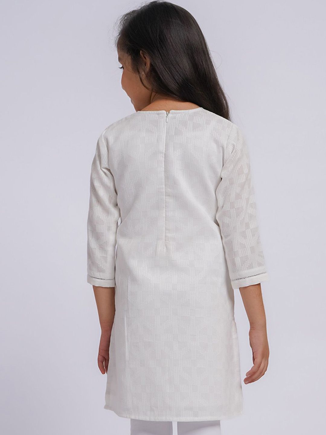 VASTRAMAY Girls Geometric Woven Design Jacquard Weave Cotton Straight Kurta