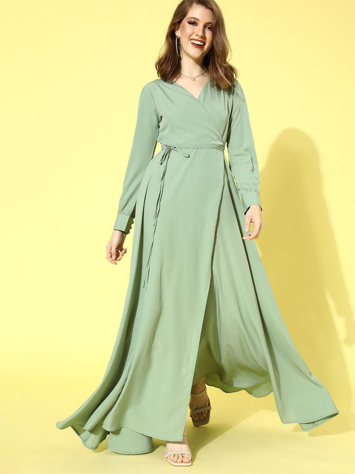 Berrylush Women Pastel Green Solid Bishop Sleeves Dress