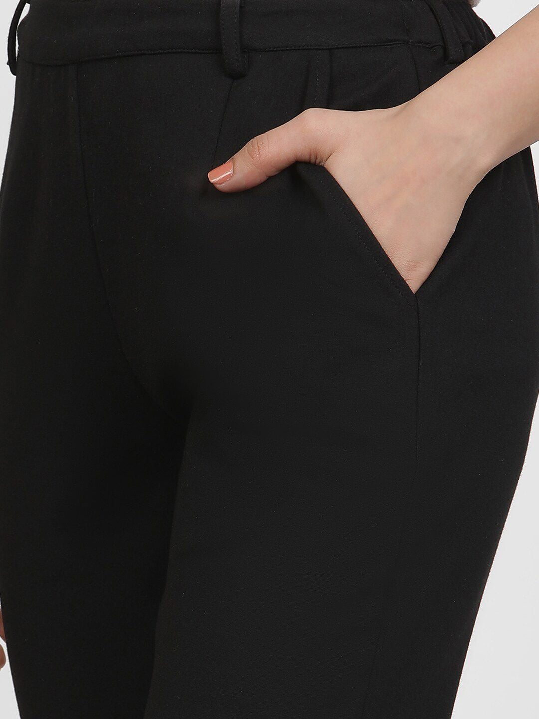 W Women Mid-Rise Slim Fit Regular Trouser