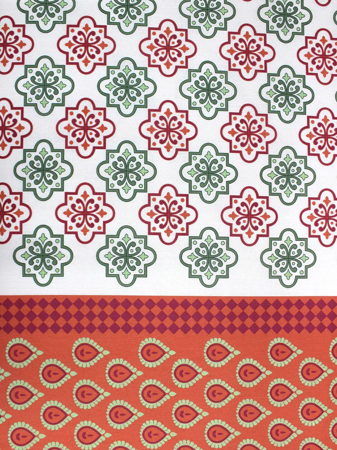 BOMBAY DYEING Pink & White Ethnic Motifs 110 TC Queen Bedsheet with 2 Pillow Covers