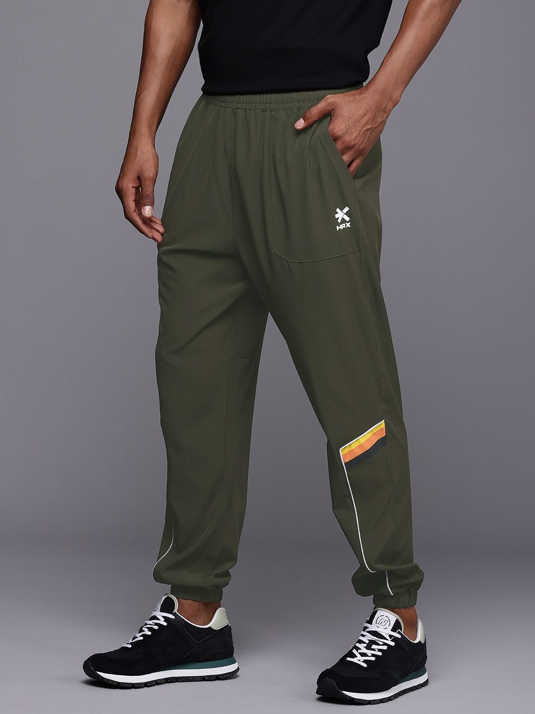 HRX by Hrithik Roshan Men Printed Detail Relaxed Fit Lifestyle Joggers