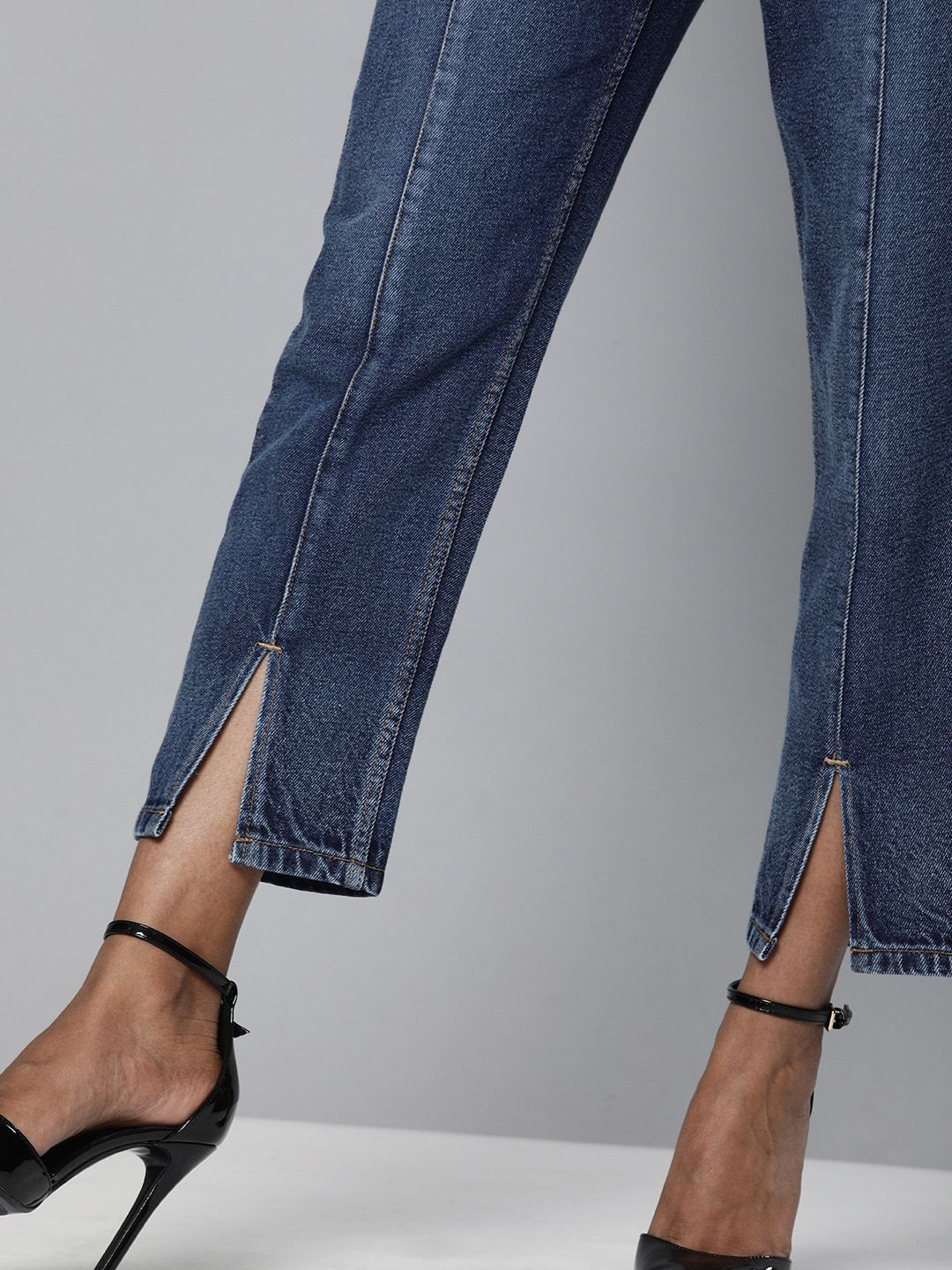 SASSAFRAS Women Blue Regular Fit High-Rise Clean Look Panelled Cropped Jeans