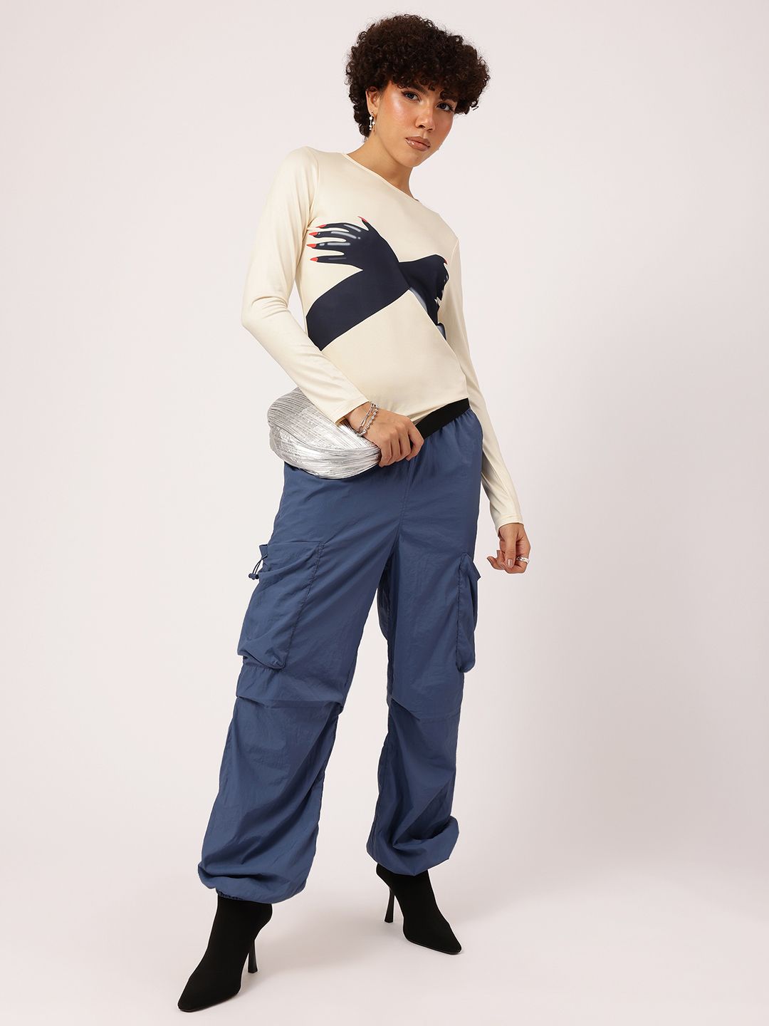 DressBerry Hands-on Fitted Top