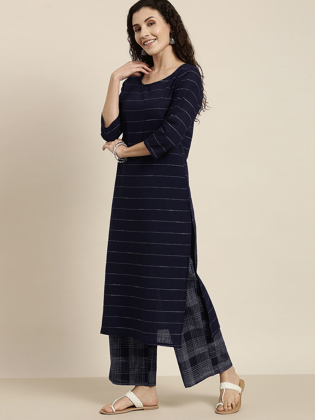 Vishudh Women Navy Blue Striped Kurta with Palazzo