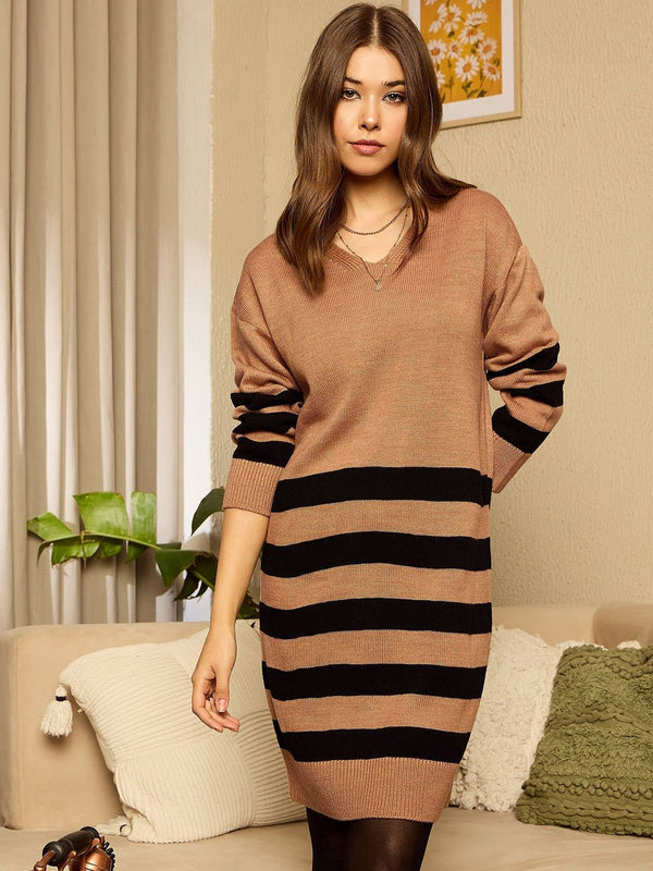 Berrylush Women Striped V-Neck Longline Pullover Sweater