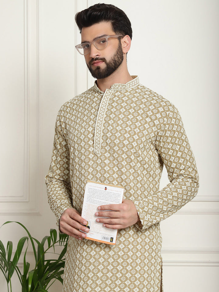 SOJANYA Ethnic Motifs Embroidered Mandarin Collar Sequined Pure Cotton Straight Kurta