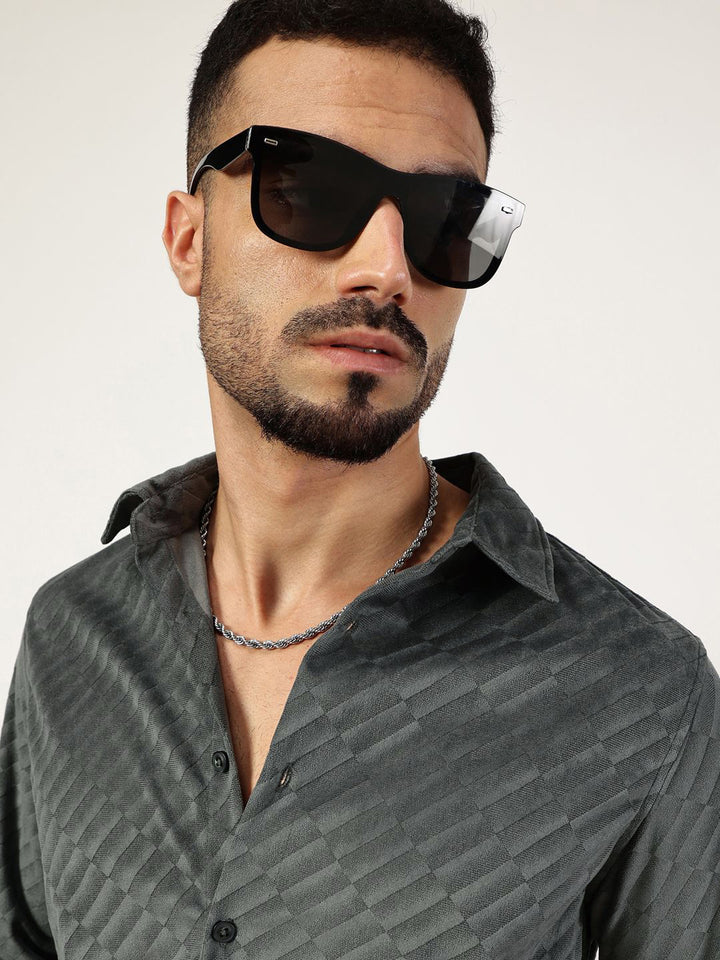 Thomas Scott Men Premium Spread Collar Textured Slim Fit Casual Shirt