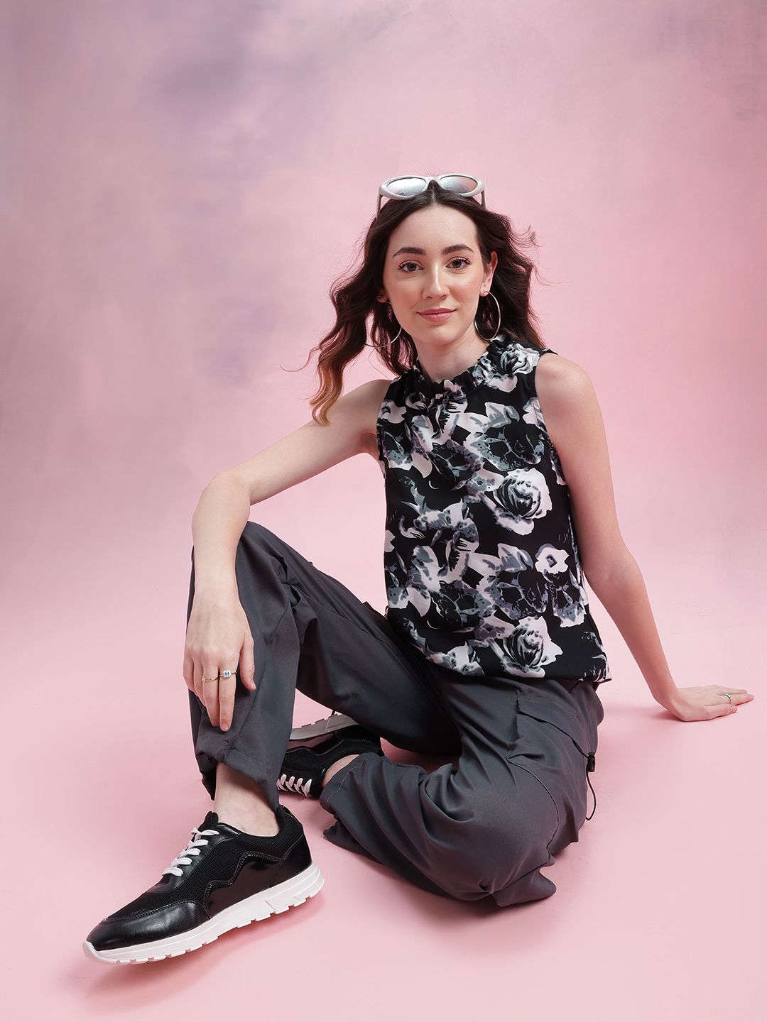 DressBerry Floral Print Ruffled Detail Top