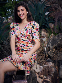 Berrylush Floral Printed Ruched Sheath Dress