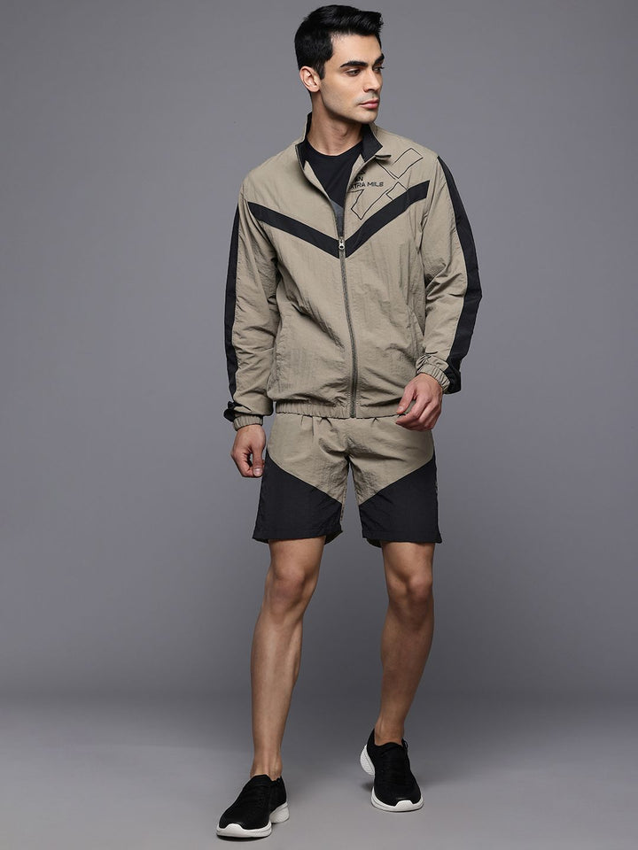 HRX by Hrithik Roshan Rapid Dry Mock Collar Running Tracksuit