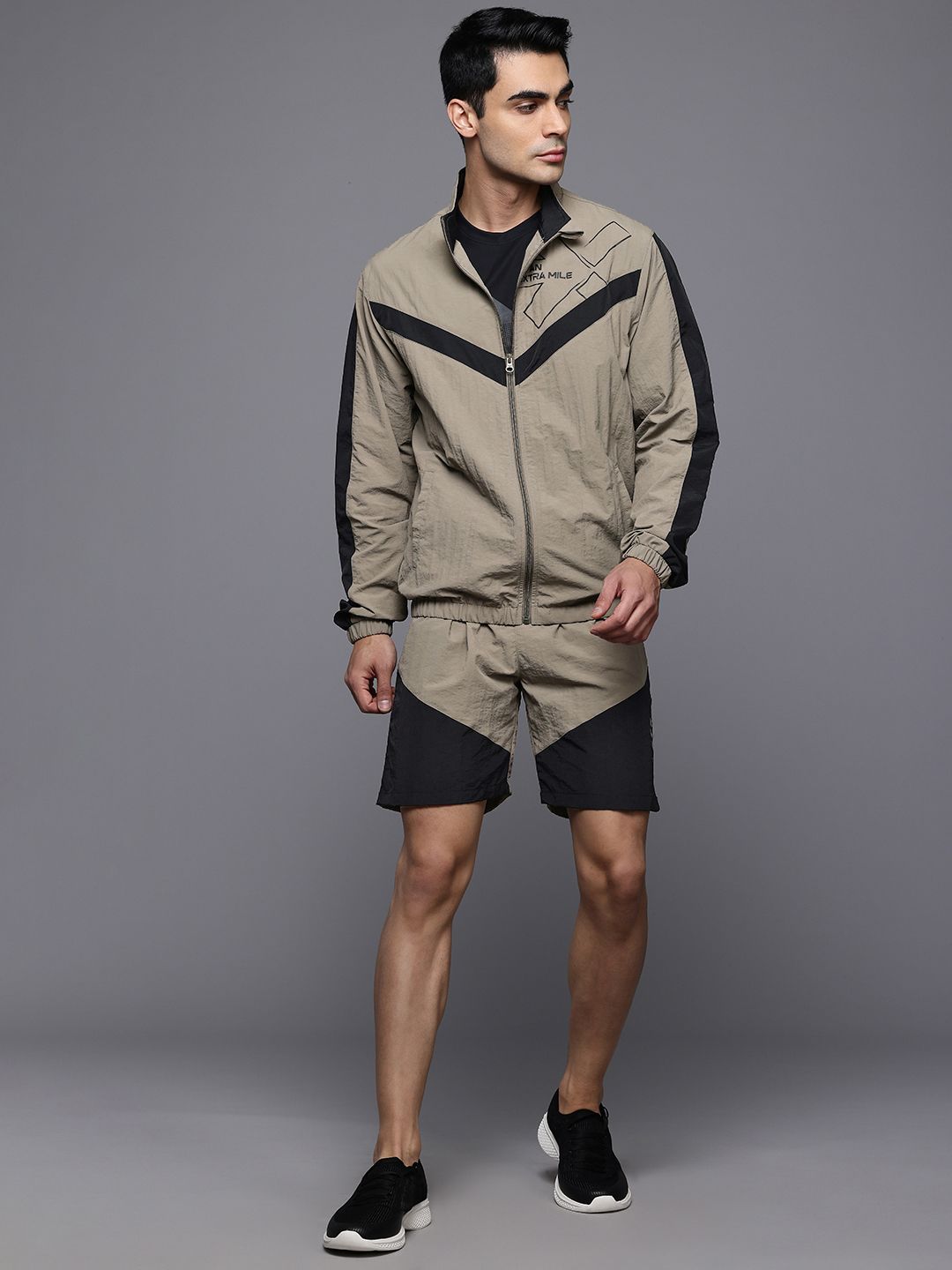 HRX by Hrithik Roshan Rapid Dry Mock Collar Running Tracksuit