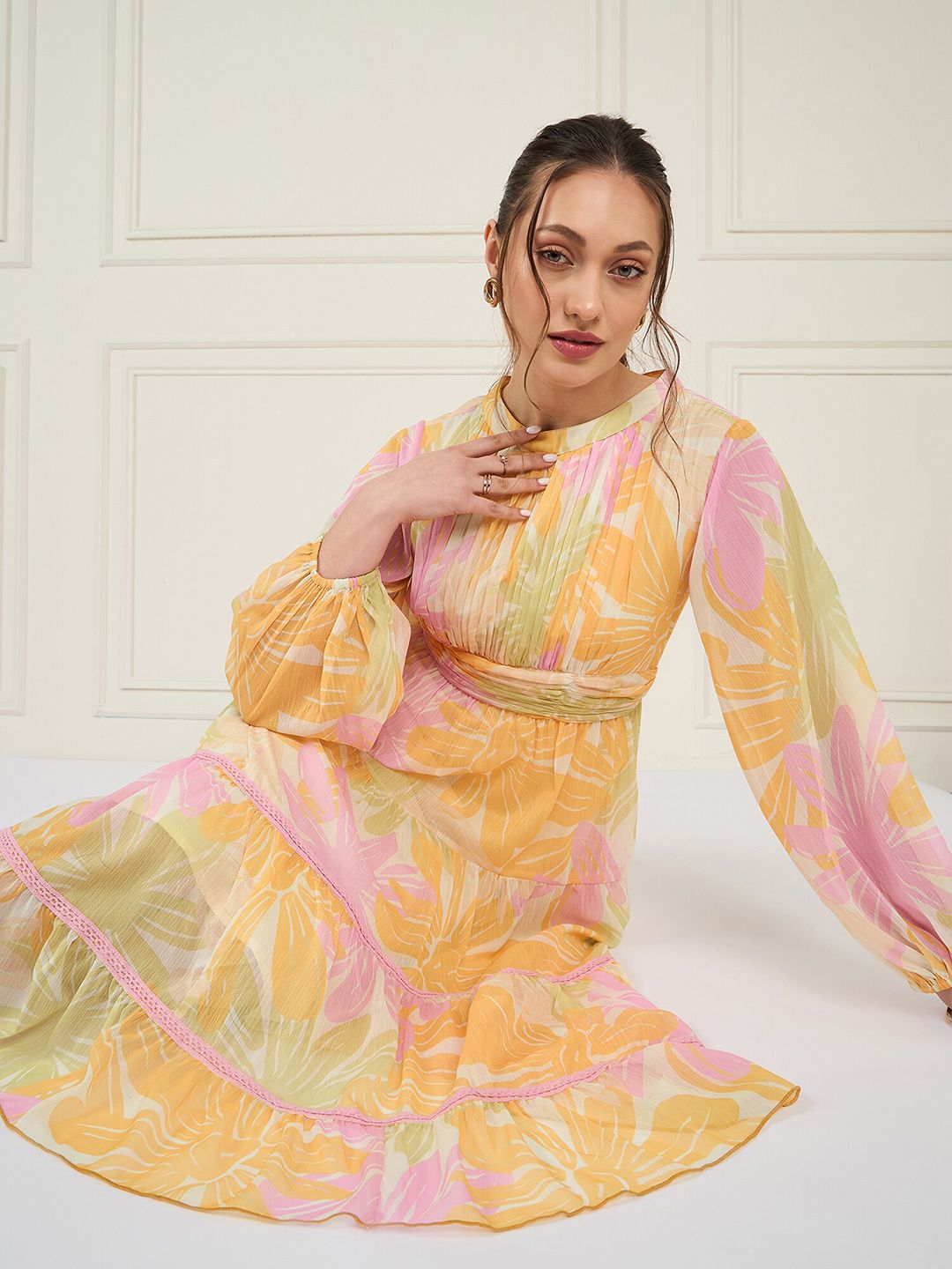 Antheaa Floral Printed Pleated Puff Sleeves Tiered Chiffon Fit & Flare Midi Dress