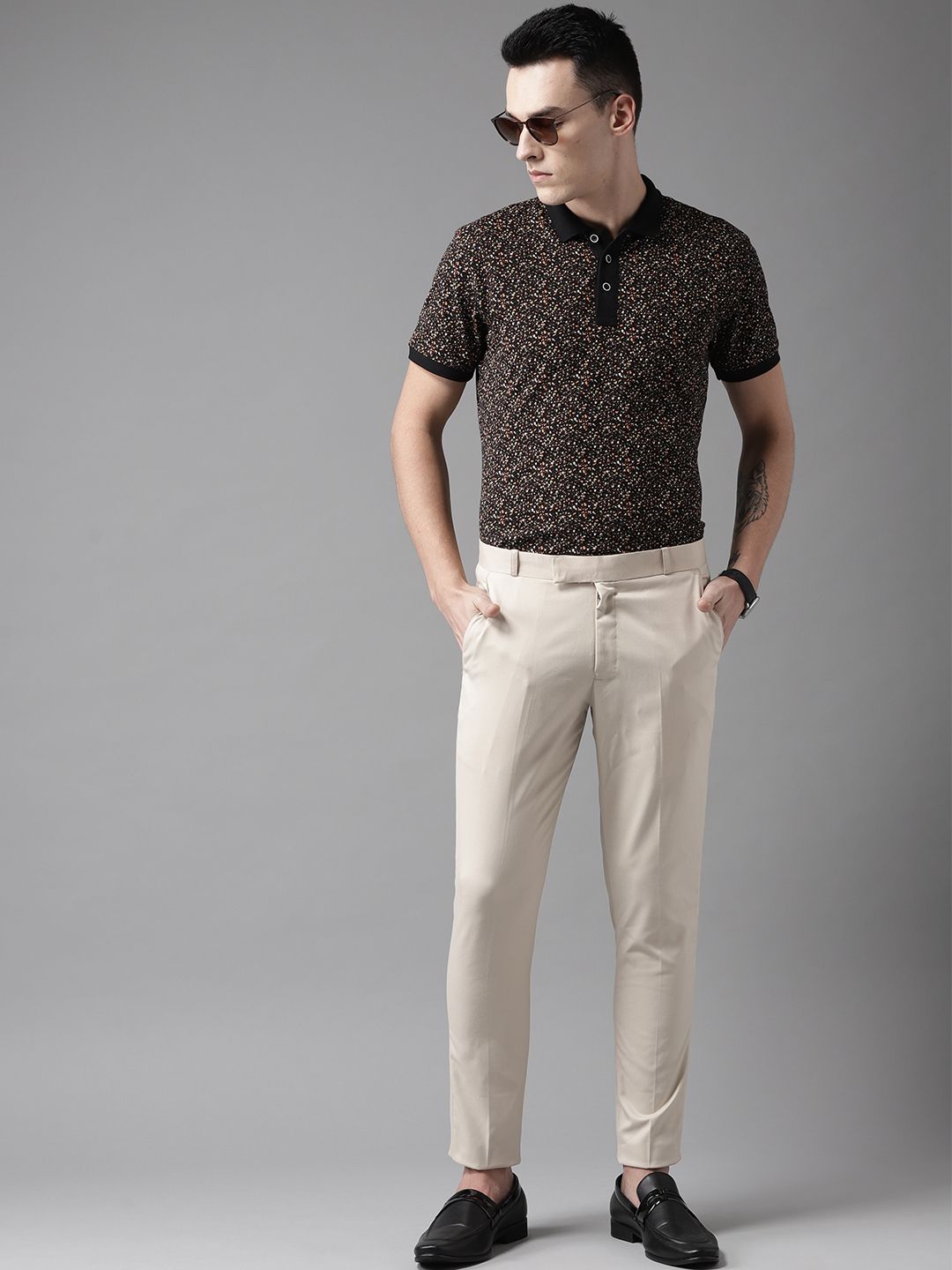 DENNISON Men Beige Smart Tapered Fit Solid Regular Trousers