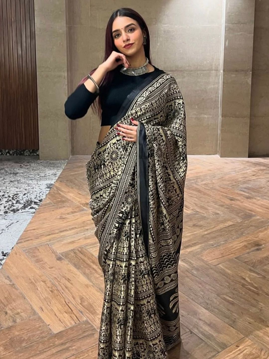 KALINI Ethnic Motifs Printed Saree