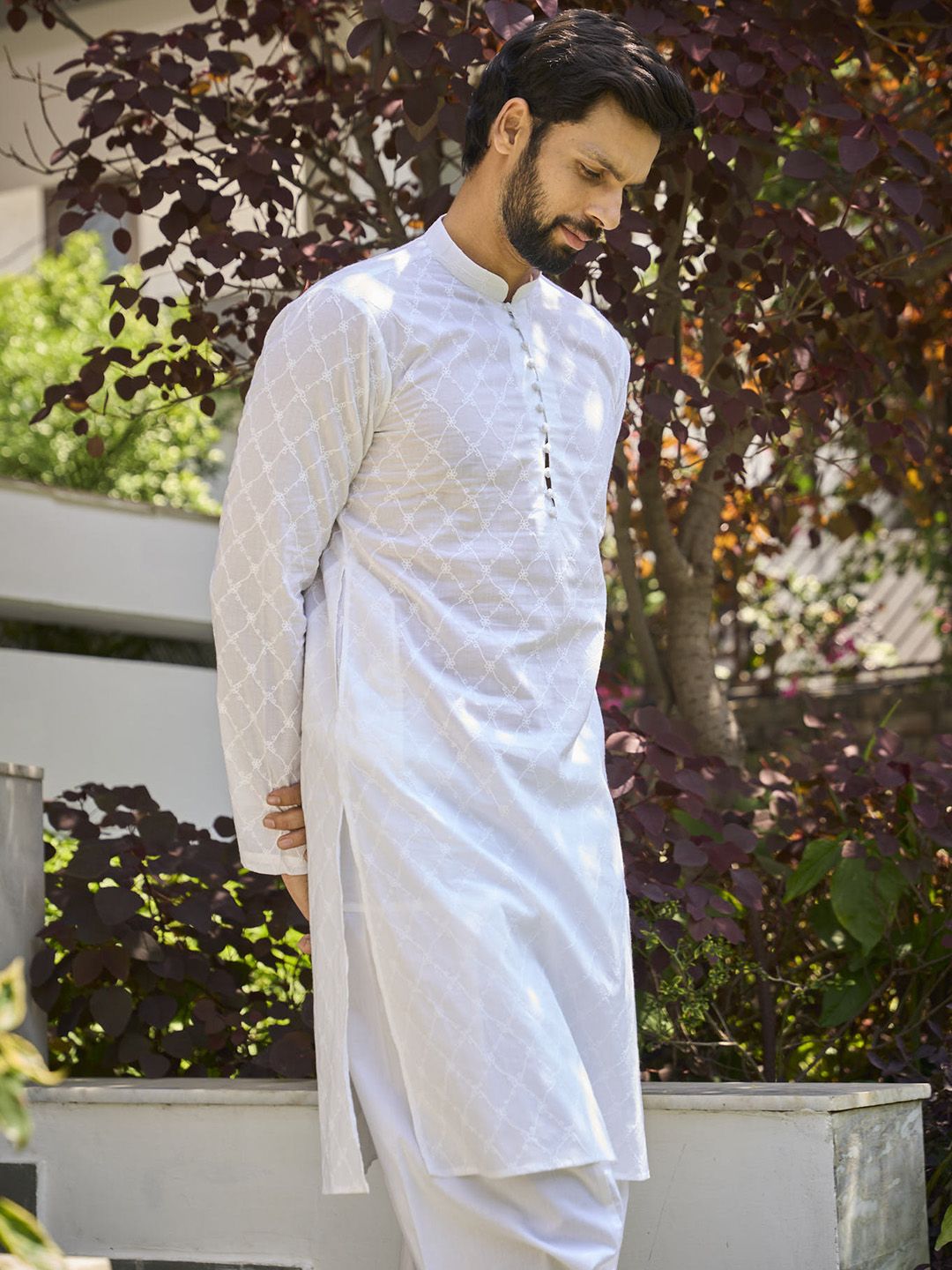 See Designs Ethnic Motif Embroidered Mandarin Collar Pure Cotton Kurta