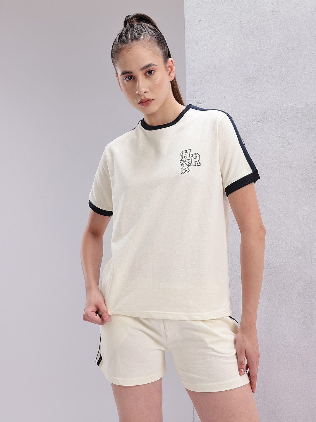 HRX by Hrithik Roshan Side Striped Detail T-shirt With Shorts