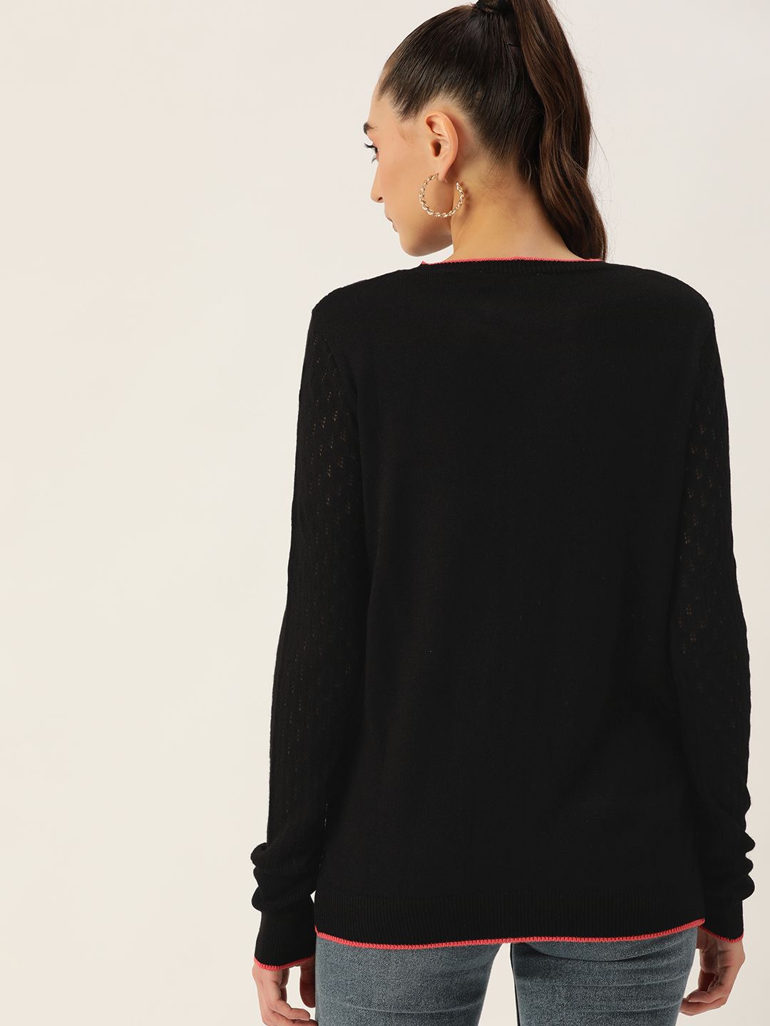 DressBerry Women Black Round Neck Knitted Pullover