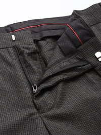 Park Avenue Men Checked Formal Trousers