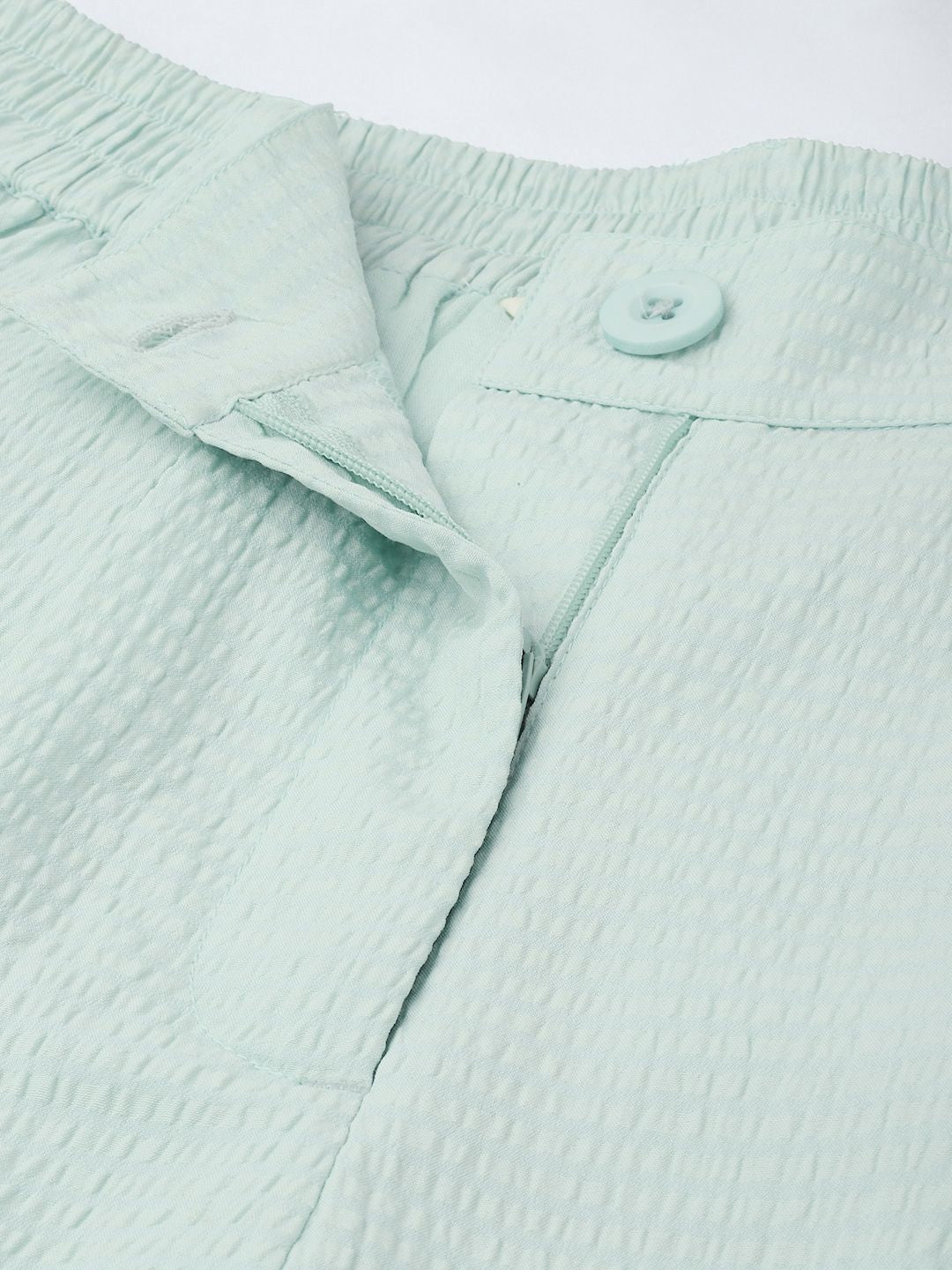 DressBerry Women Stay Cool Pleated Seersucker High-Rise Regular Shorts