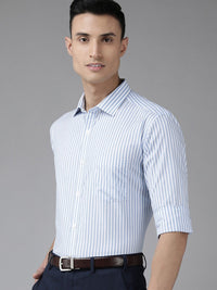 Park Avenue Men Blue Slim Fit Striped Formal Shirt